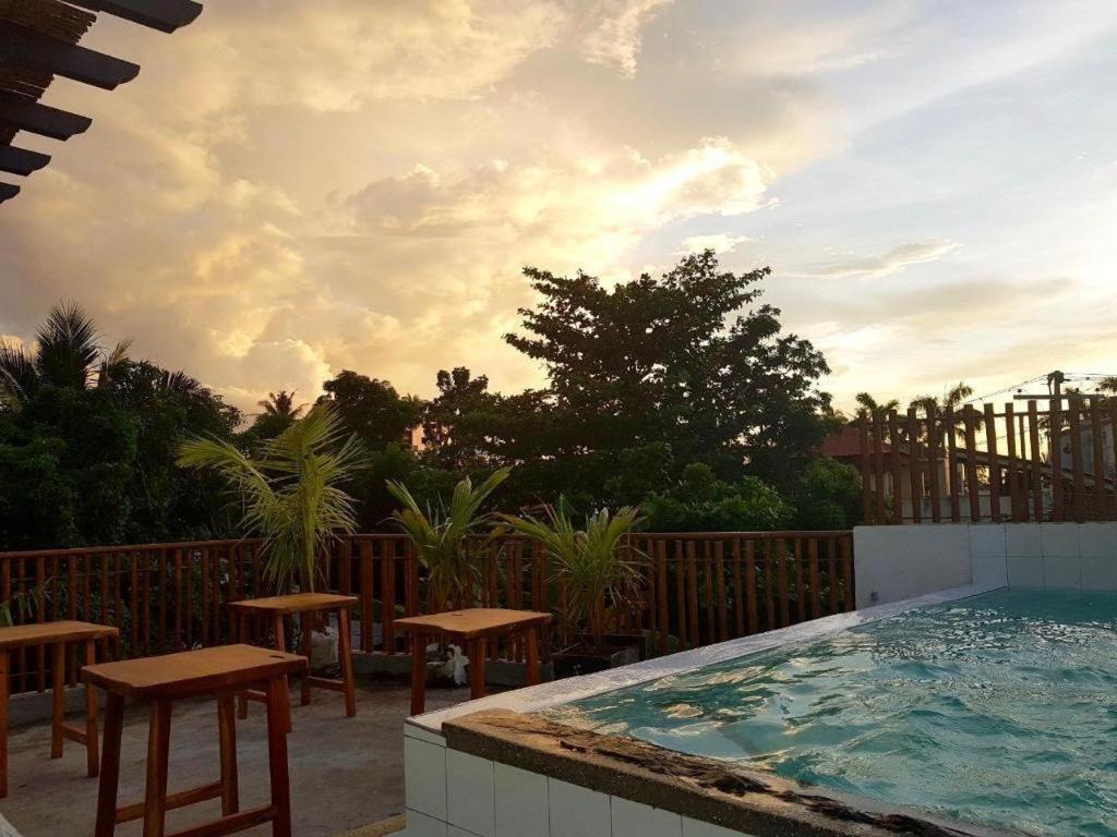 Hannah Hotel Balabag  Ngoại thất bức ảnh